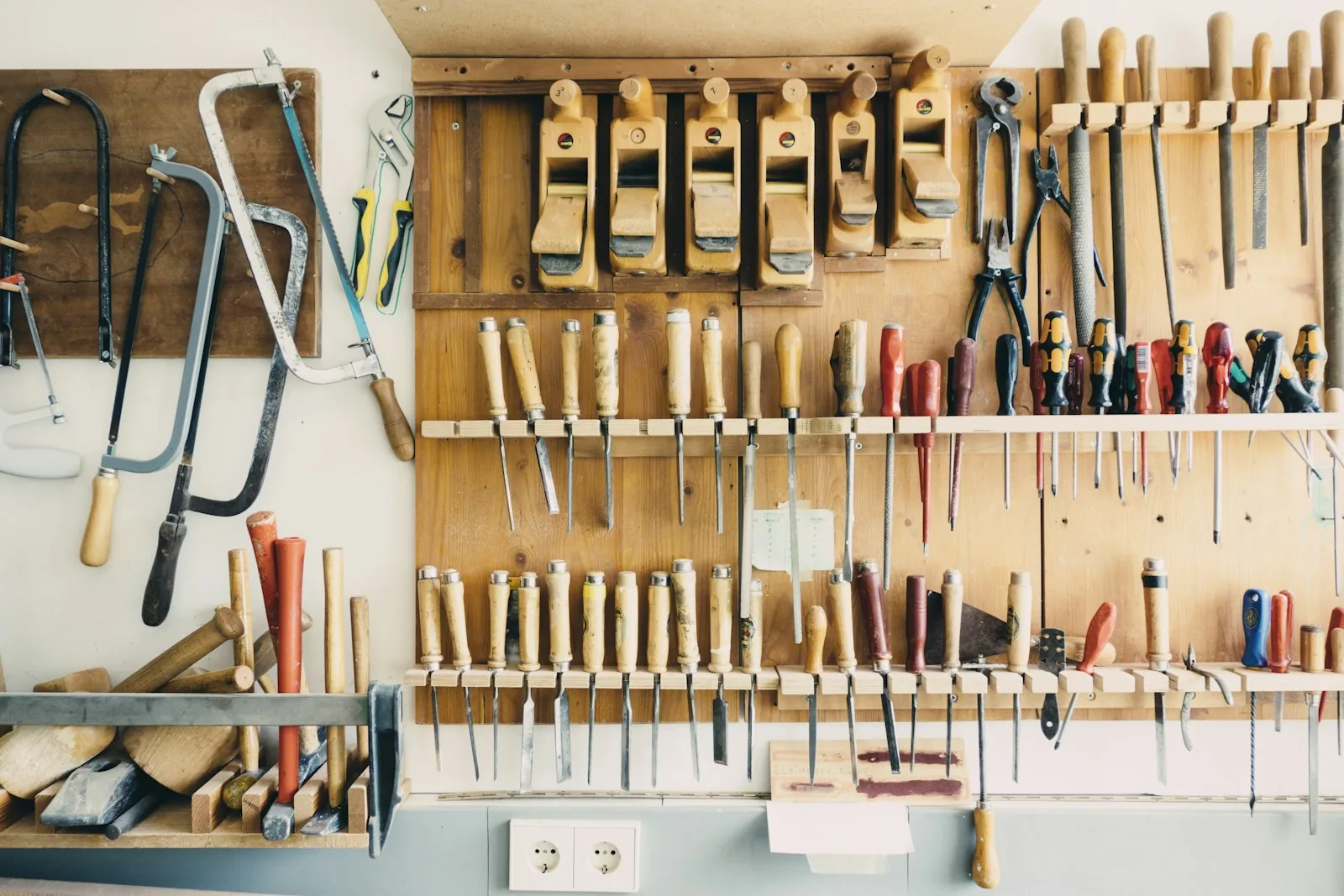 A meticulously organised London joinery workshop