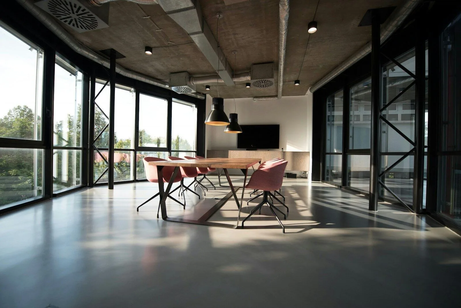 Office and Showroom Decoration — example 2