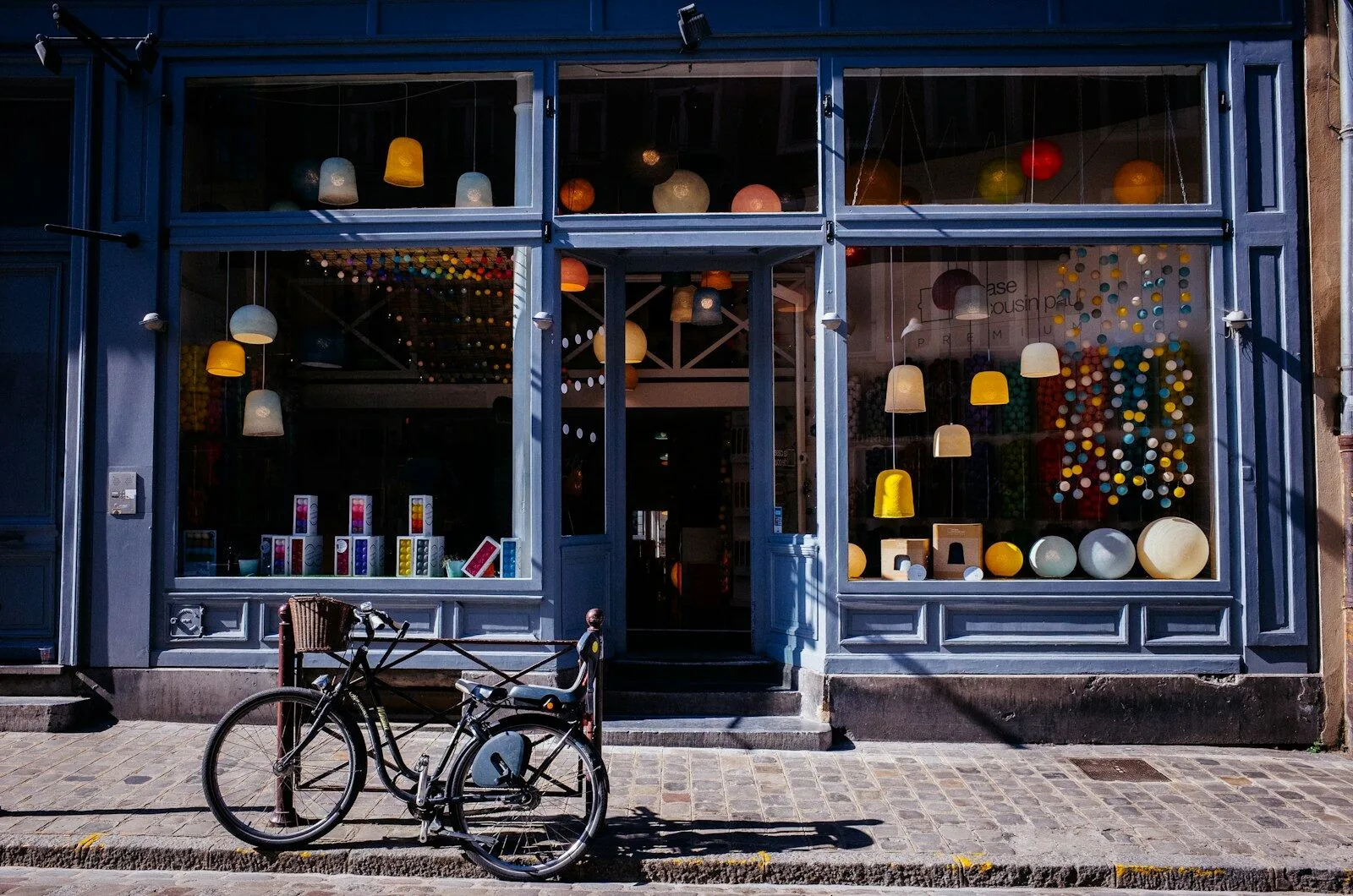Shopfront and Signage Finishes — example 2